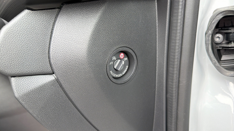 Renault Trafic Swb Diesel SL30 Blue dCi 130 Advance [Safety] Van